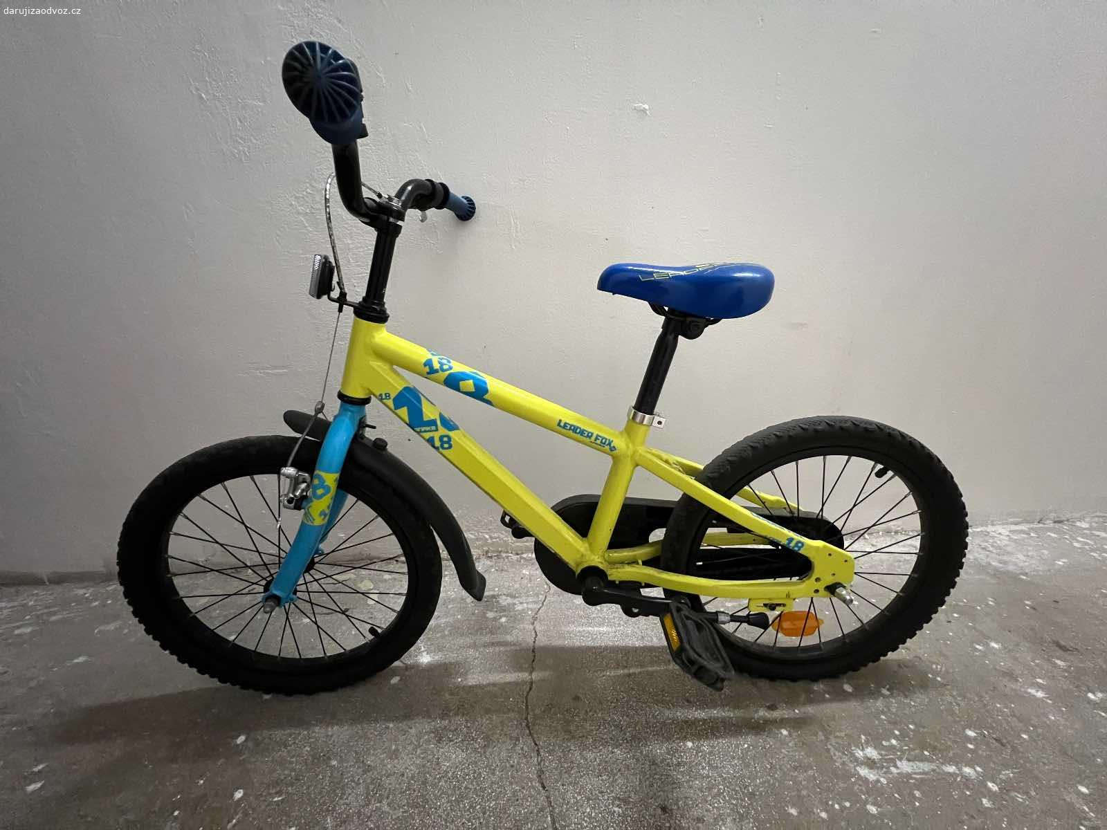 Daruji dětské kolo. Daruji dětské kolo, velikost tipuji 16.