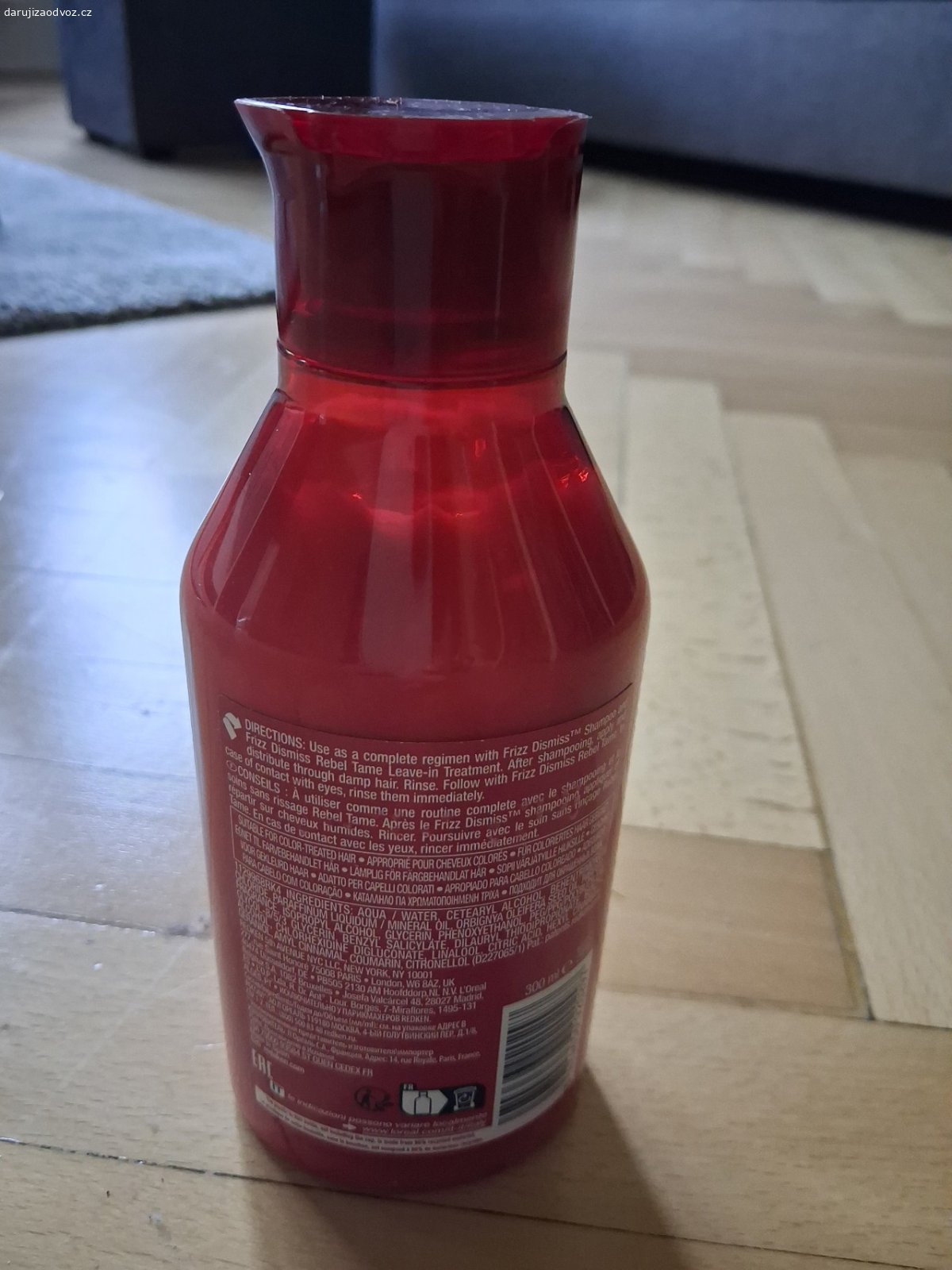 Daruji kondicionér Redken. Daruji kondicionér Redken Frizz Dismiss, nepoužitý. Chybná koupě namísto šampónu. Možnost osobního předání na Praze 6 Petřinách nebo zaslání Zásilkovnou za poštovné.