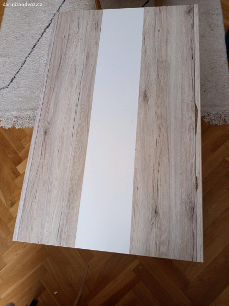 Daruji konferenční stolek