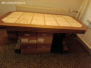 Daruji konferenční stůl