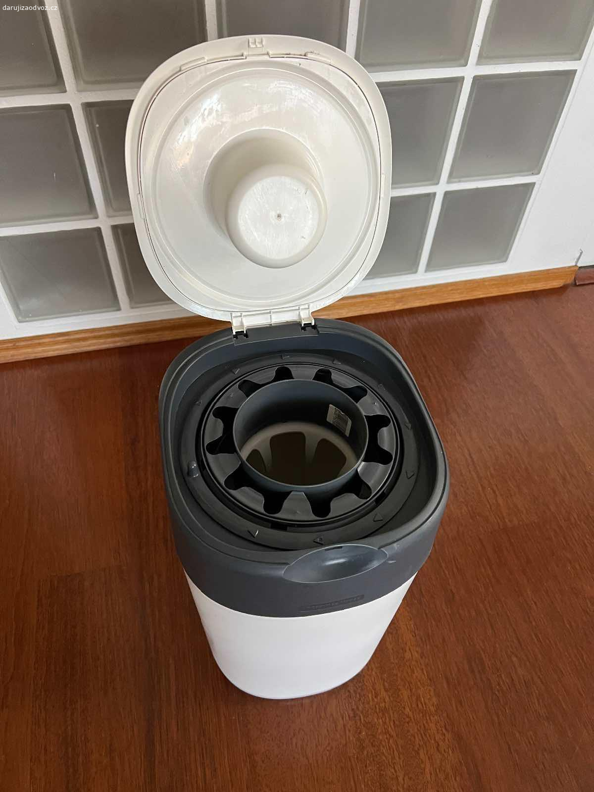 Daruji koš na pleny Tommee tippee. Odvoz Dolní Břežany.