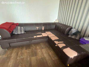 Daruji - koženkovou sedačku (loupe se)