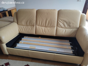 Daruji koženou rozkládacím sedačku a kreslo