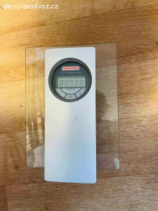 Daruji kuchyňskou váhu.