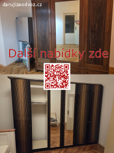 Daruji malý stolek za odvoz | Spěchá to
