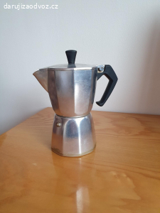 Daruji moca konvičku