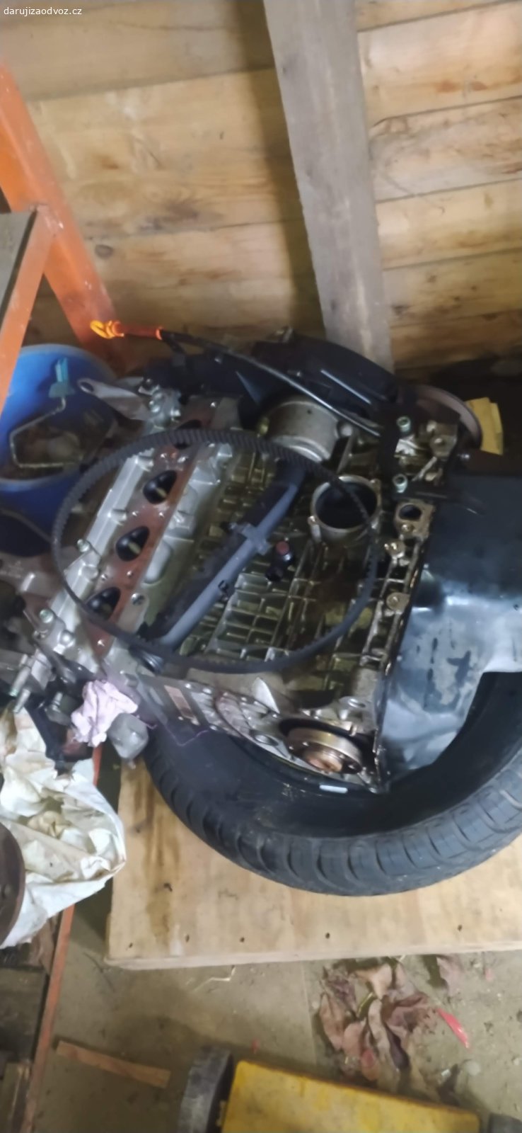 Daruji motor na Ibizu. Motor Ibiza 1,4//55kw najeto cca 90 tisíc km.