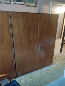 Daruji nábytek za odvoz.