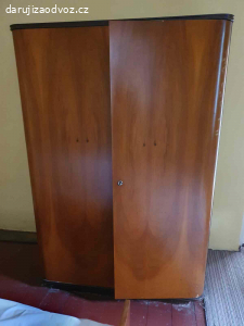 Daruji nábytek ze 60.let