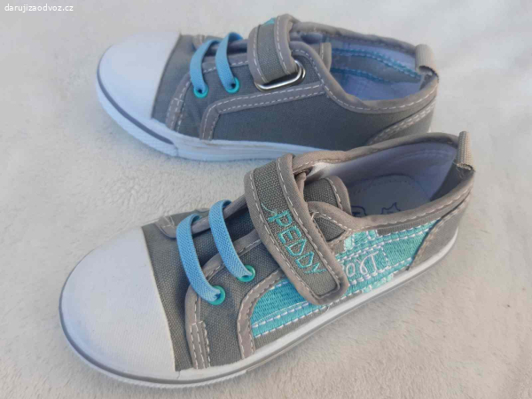 Daruji nenošené dětské plátěnky