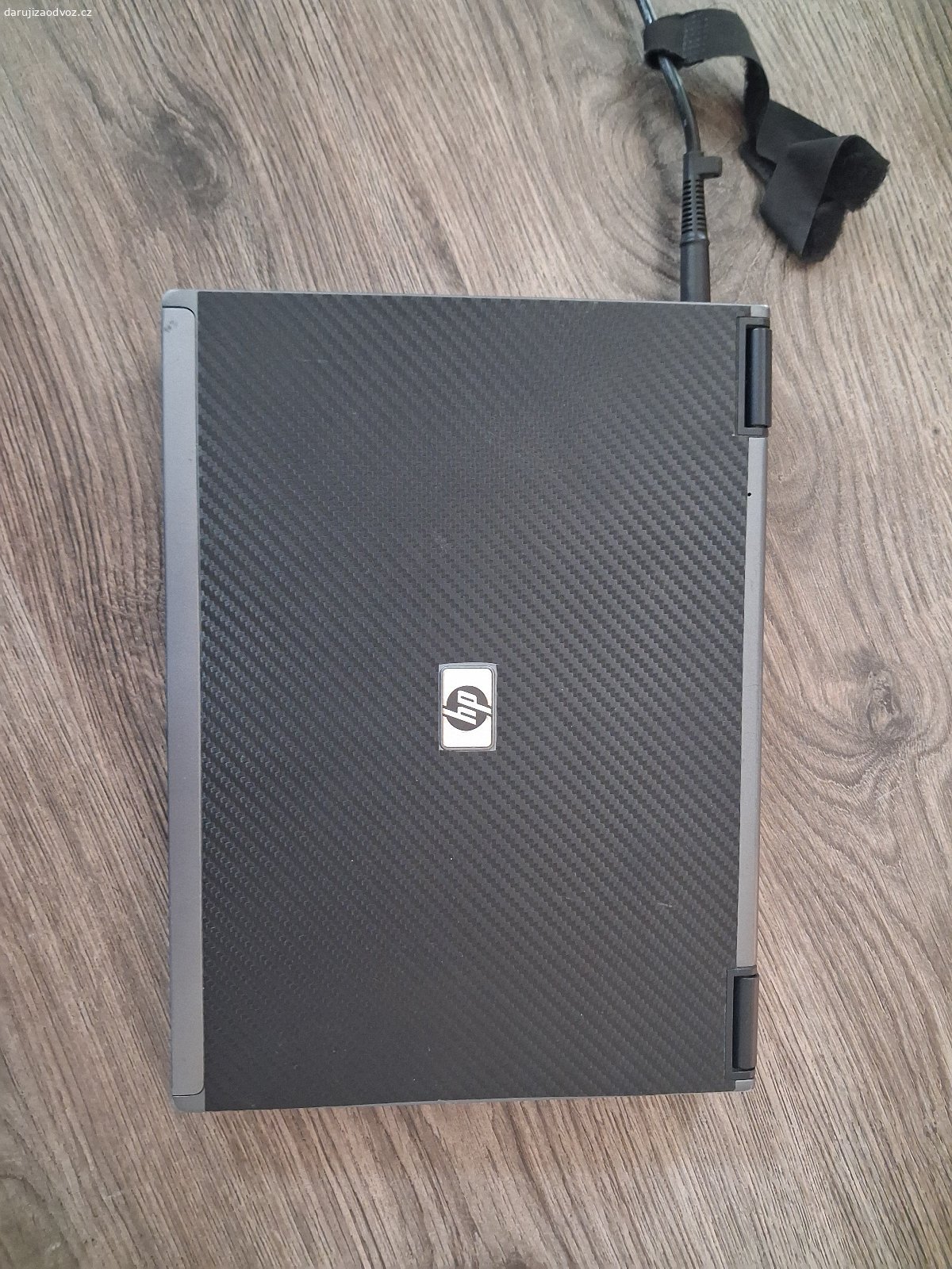 Daruji notebook HP na náhradní díly. Daruji notebook HP na náhradní díly i s nabíječkou. Z ničeho nic přestal fungovat displej ,notebook běží.  Pouze osobní převzetí v Benátkách nad Jizerou