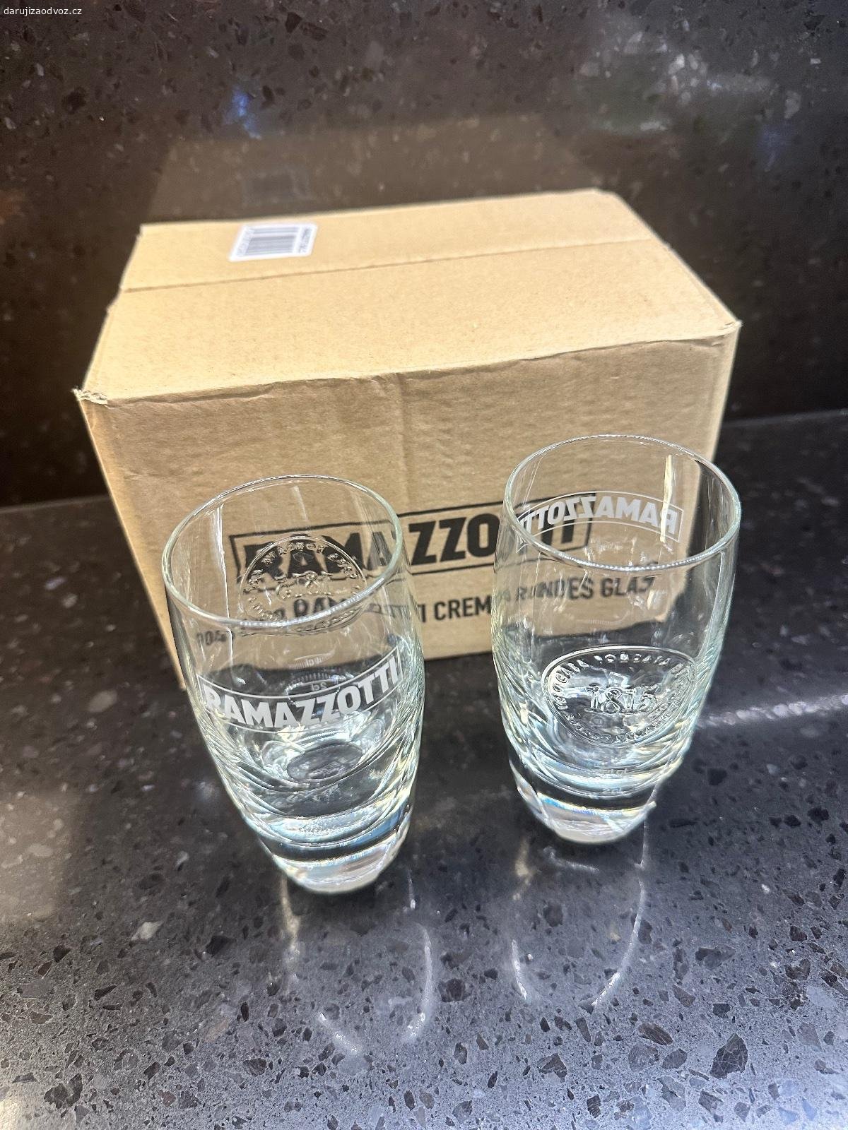 Daruji nove sklenicky Ramazzotti. 6x. Nevyuzite, pouze osobni odber Mesice u Prahy