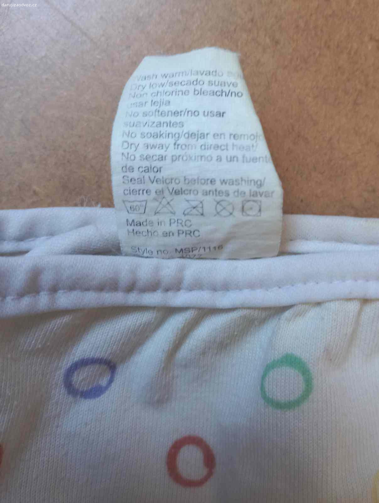 Daruji novorozenecké svrchní pleny. Daruji 2 kusy novorozeneckých (do 5 kg) svrchních plen značky Bambino mio.