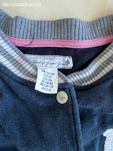 Daruji obleceni vel.134