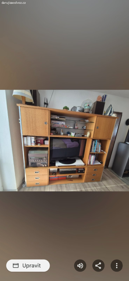 Daruji obývací stěnu 190 cm Ikea za odvoz.