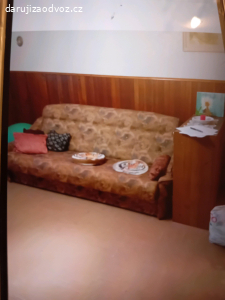 Daruji obývací stěnu  a další