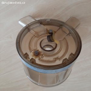 Daruji odšťavňovač ZELMER JuiceMaker JP1500