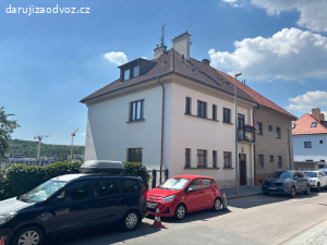 daruji okna z bytového domu (2 byty)
