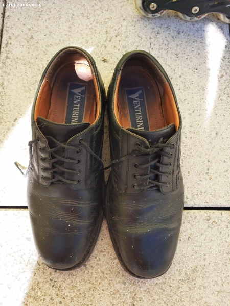 Daruji pánské boty 42. pánské boty 42 (Holice,  HK)