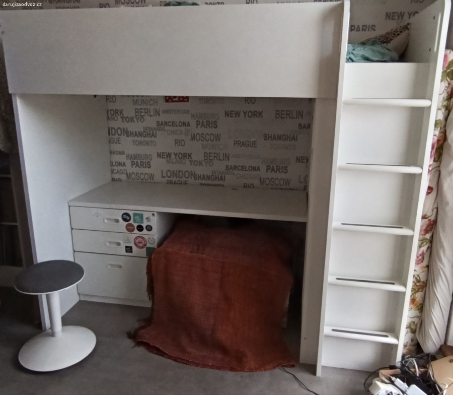 Daruji patrovou postel IKEA STUVA (SMÅSTAD)