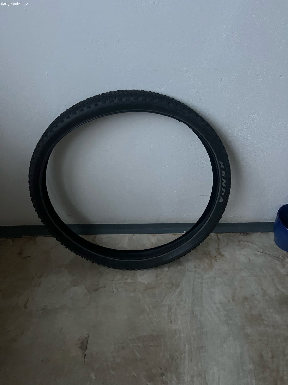 daruji plášť na kolo Kenda 29x2,4. částečně “sjetý”,stav 5/10.Ještě vydrží sezónu…