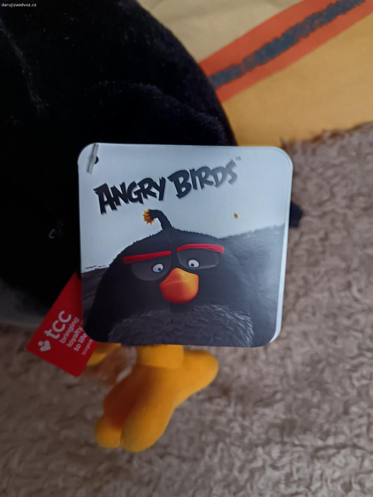 Daruji plyšáka Angry birds. Daruji plyšáka Angry Birds. Je nepoužitý, ještě s visačkou.