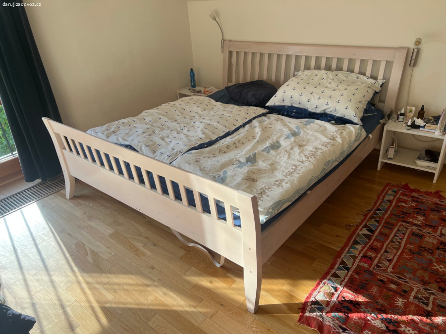 Daruji postel za odvoz