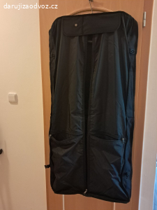 pouzdro na obleky /šaty