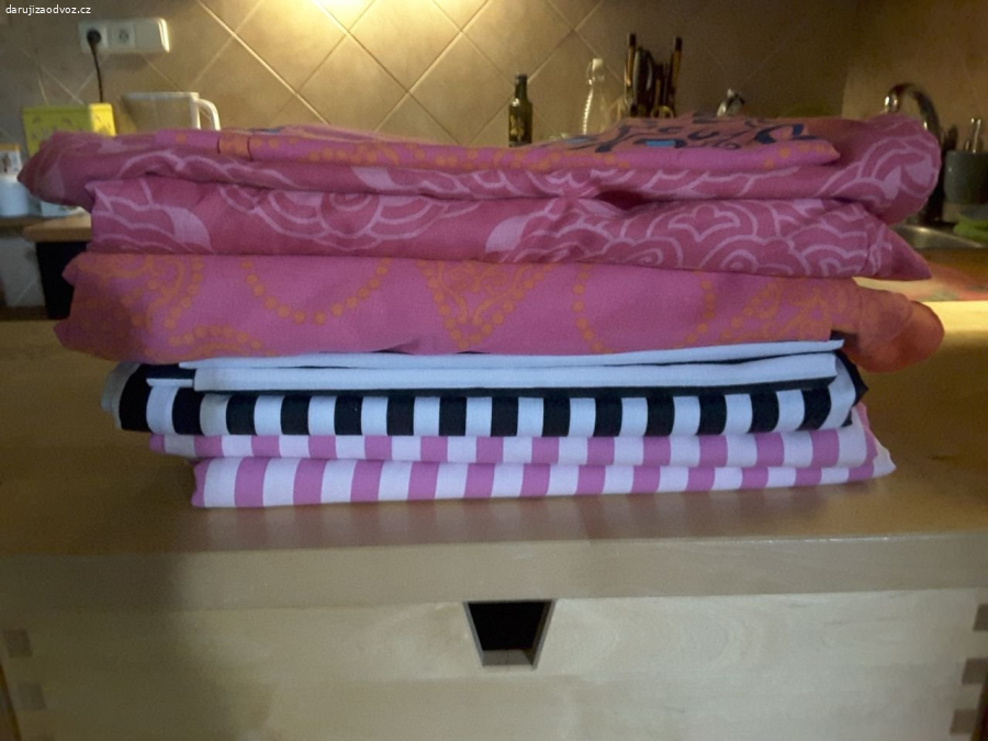 Daruji povlečení, přehozy na postel