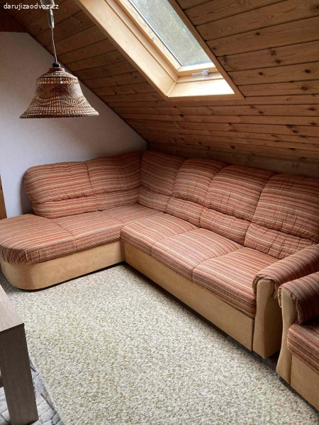 Daruji rohovou sedačku