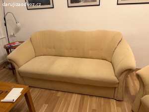 Daruji rozkládací gauč a 2 křesla