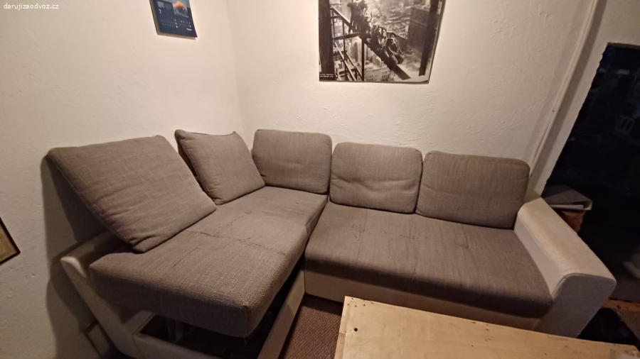 Daruji rozkládací gauč s úložným prostorem