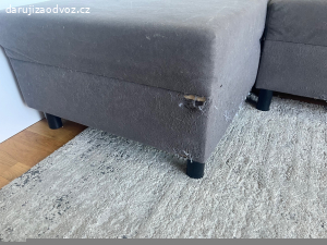 Darují rozkládací pohovku Angsta