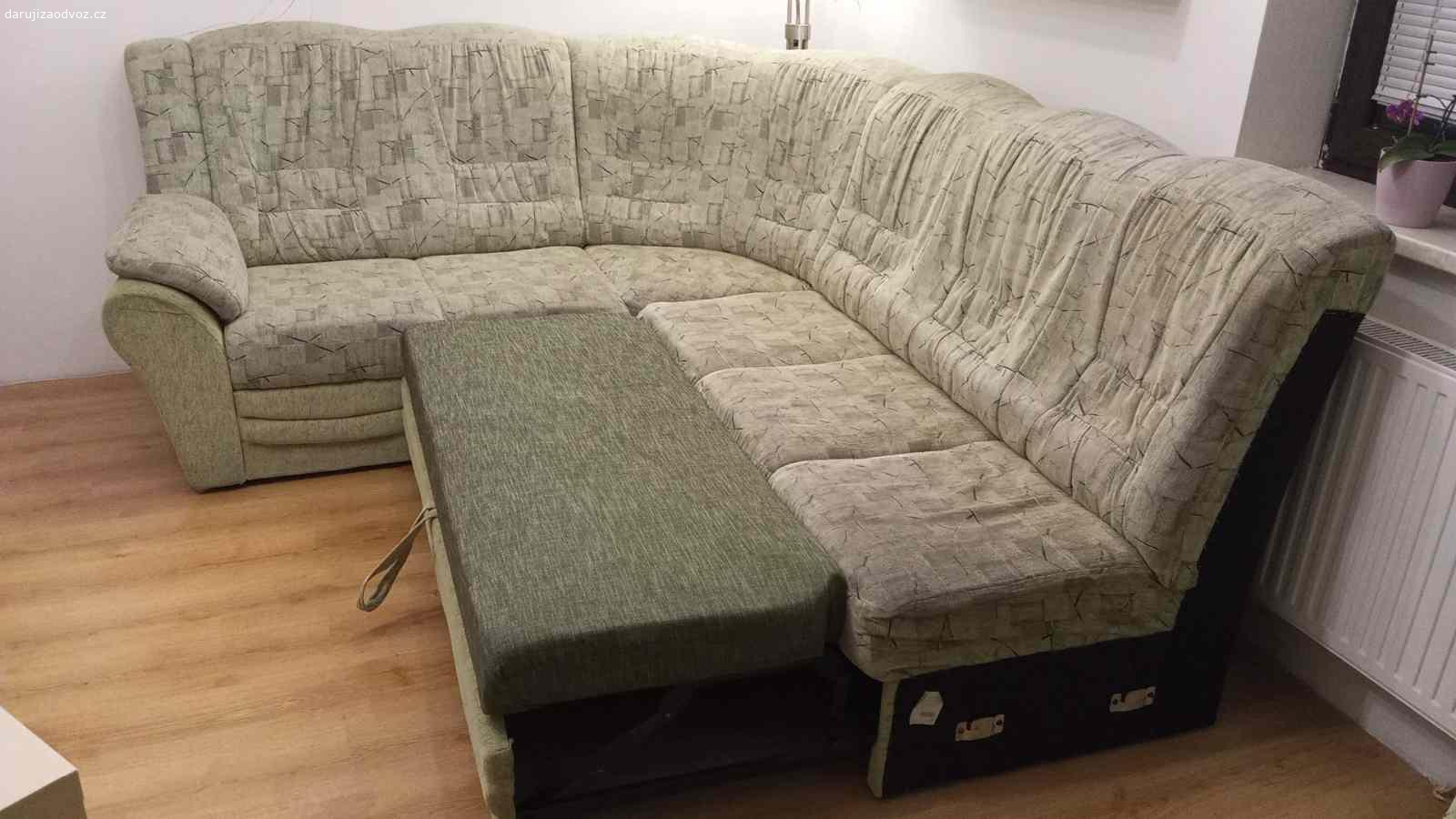 Daruji sedací soupravu. Daruji sedací souprava. Původně do U, nyní do L. Neprosezená, nutno vyčistit.