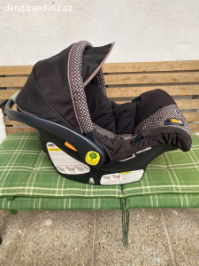 Darují sedačku do auta