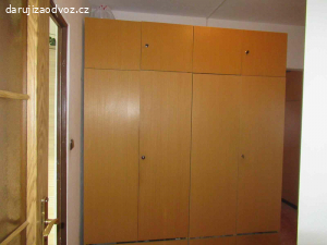 Daruji sektorové skříně a skříňky za odvoz