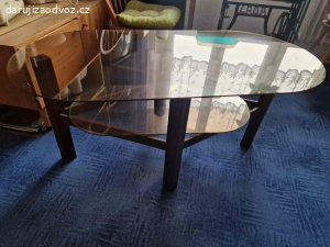 Daruji skleněný konferenční stolek
