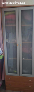 Daruji skříň,stůl a dvě židle
