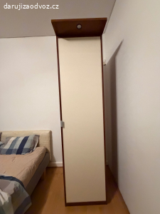 Daruji skříně za odvoz