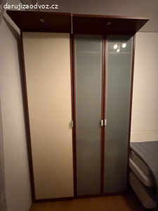 Daruji skříně za odvoz