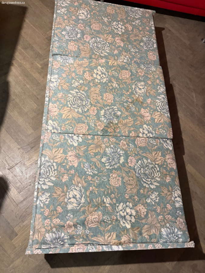 Daruji starou postel