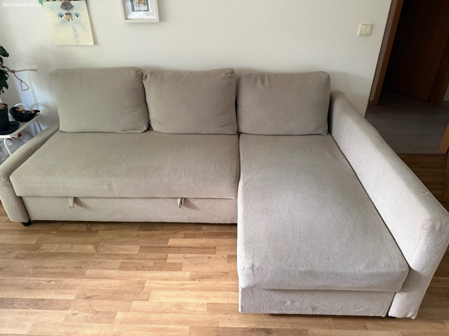 Daruji starší gauč Ikea