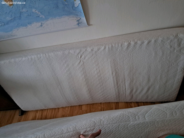 Daruji starší matrace pružinové