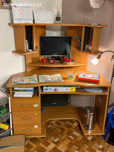 Daruji starý pc stůl