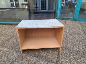 Daruji stolek/polici