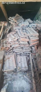 Daruji střešní tašky