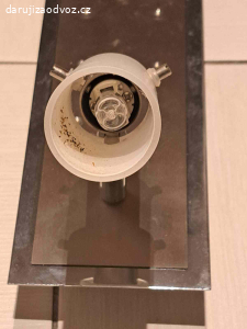 Daruji stropní světlo s 2 nastavitelnými světly