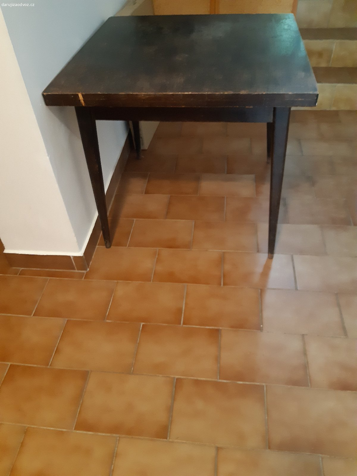 Daruji stůl. Daruji rozkládací stůl za odvoz, Brno Řečkovice