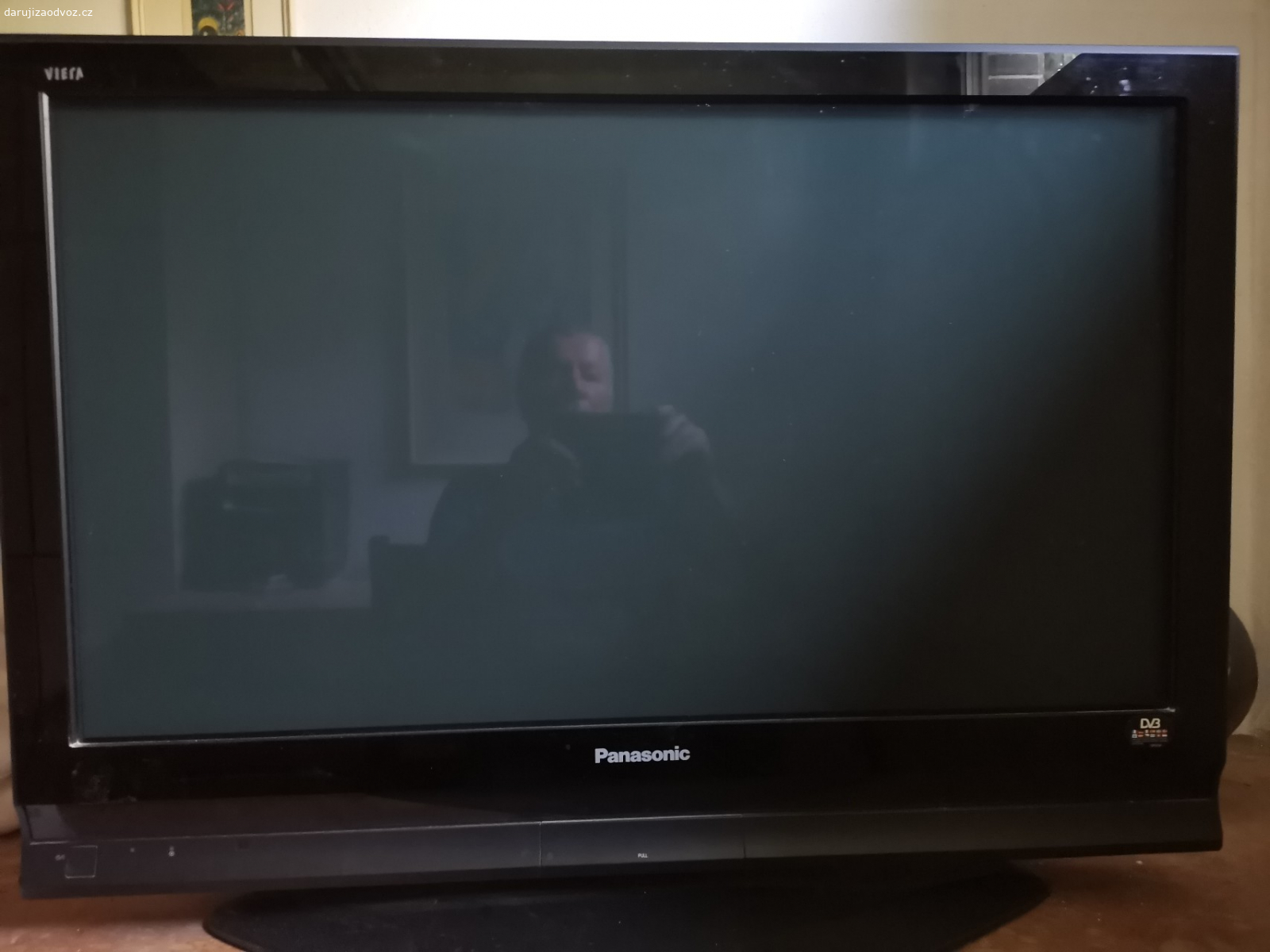 Daruji Televizor Panasonic. Panasonic Viera TH-37PX70EA, dálkový ovladač, český návod. Settopbox nutný.