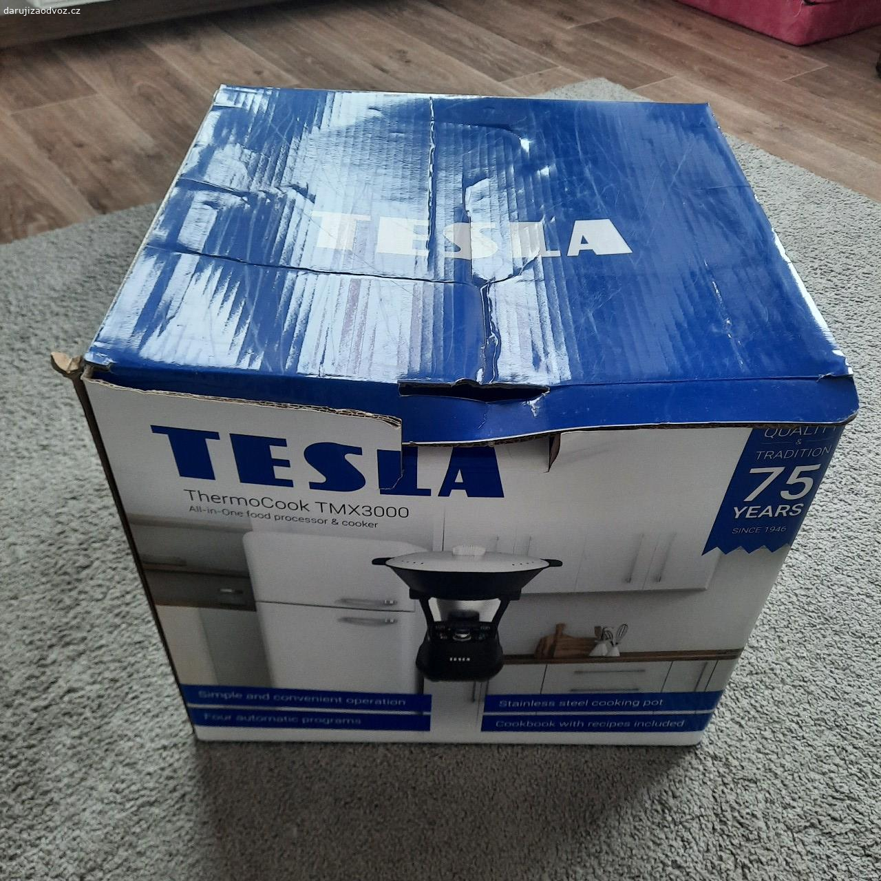 Daruji thermocook Tesla. nepoužitý.nevhodný dárek.pouze osobní vyzvednutí!